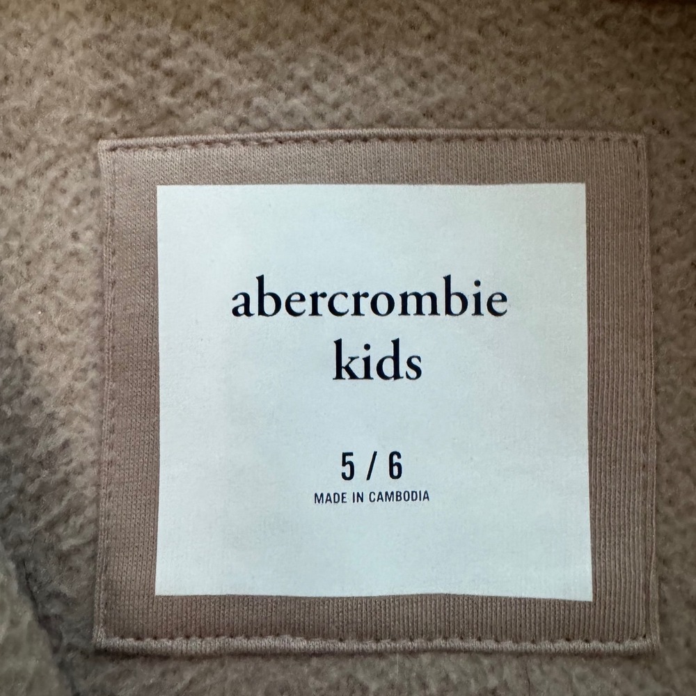 Abercrombie Kids Tan Faux Shearling Teddy Zip Up Jacket Size 5/6 Beige Fleece - Picture 2 of 5